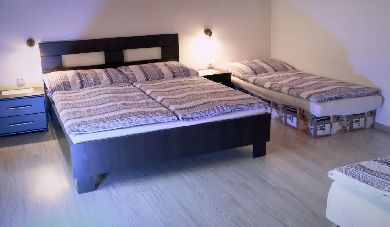 זוברץ Apartmany Bistar מראה חיצוני תמונה