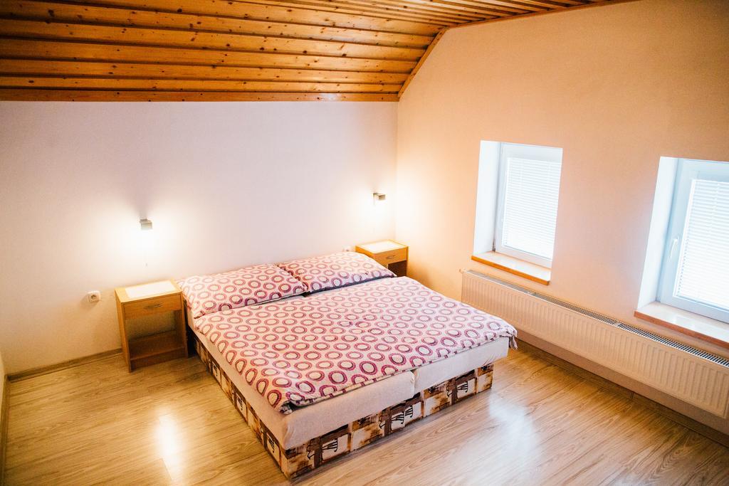 זוברץ Apartmany Bistar מראה חיצוני תמונה